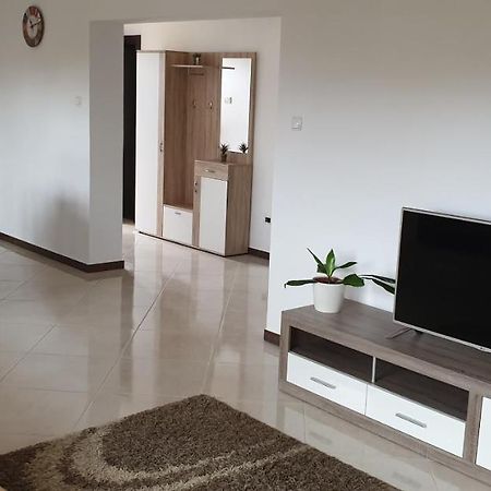 Apartman Lena Pula Exteriör bild