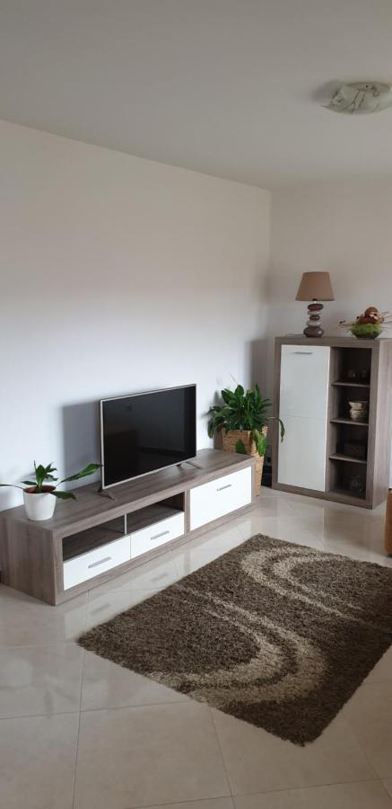 Apartman Lena Pula Exteriör bild
